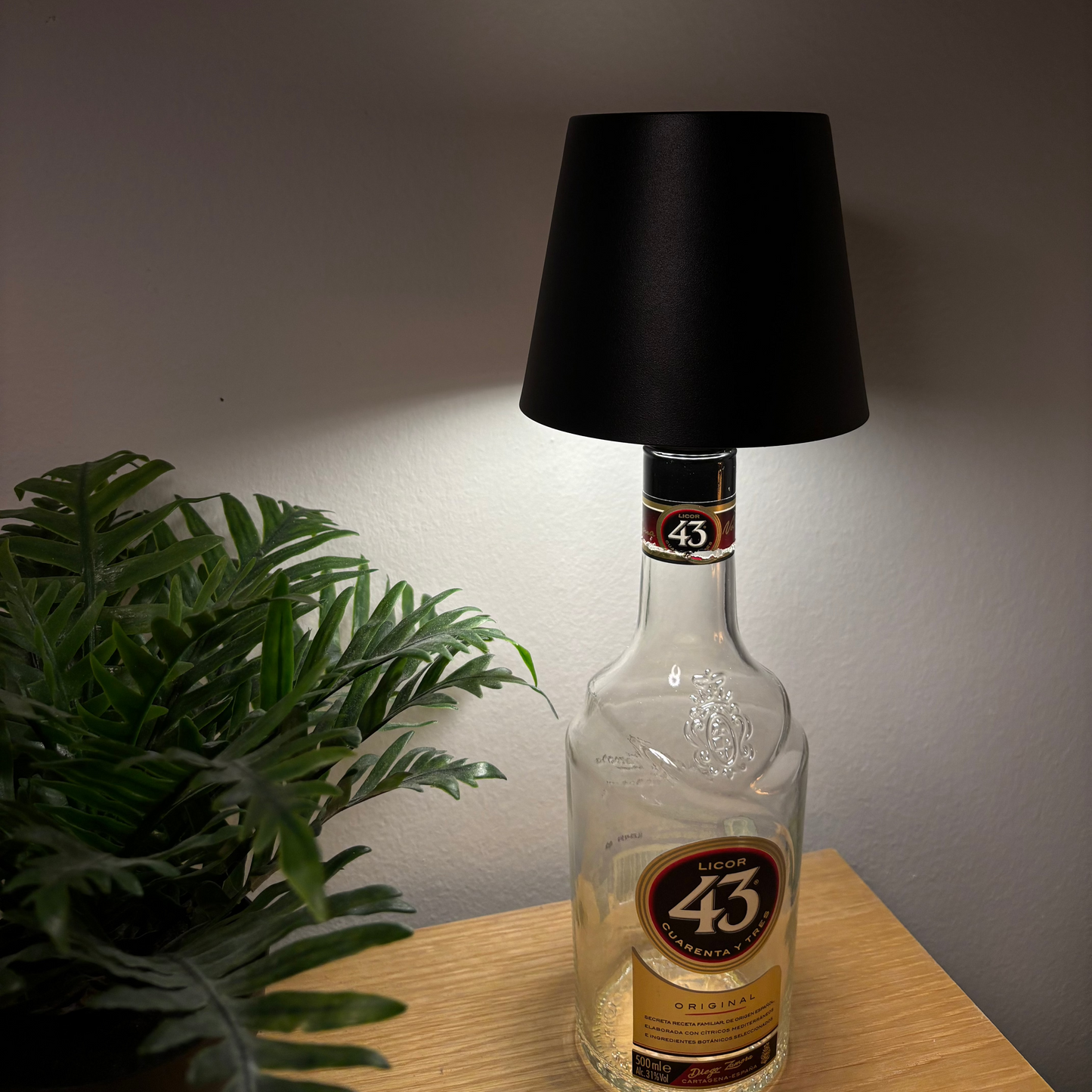 Sort Glowbottle - Køb online her | Original webshop